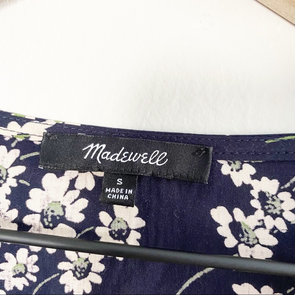 Madewell Novel Tie Front Top In Hillside Daisies Deep Indigo Size Small - Picture 5 of 9